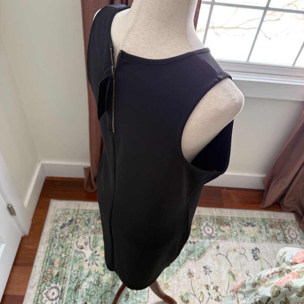 NWT Worthington Sleeveless Black Dress with gold hardware detailing size large - Picture 5 of 7